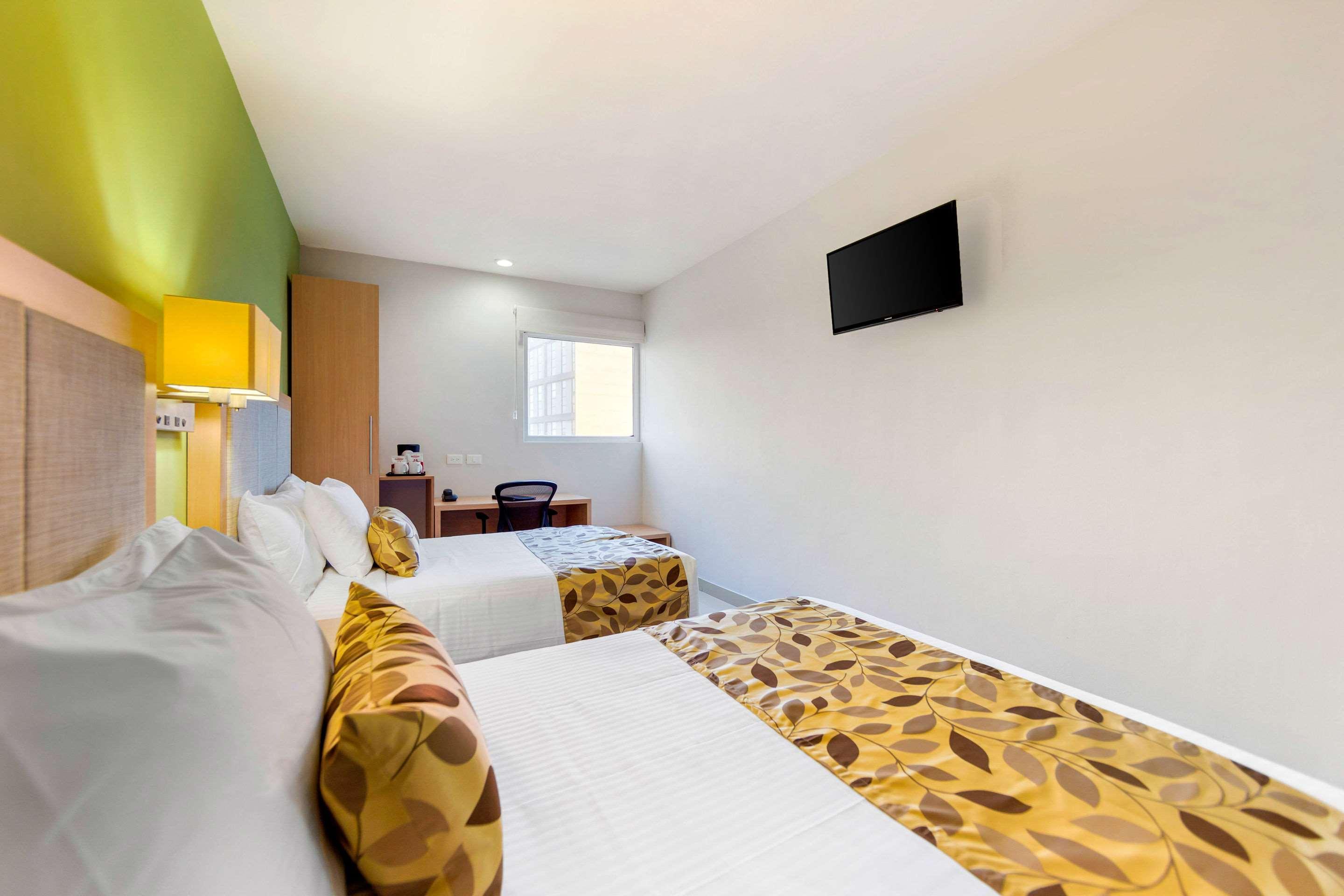Sleep Inn Culiacán Buitenkant foto
