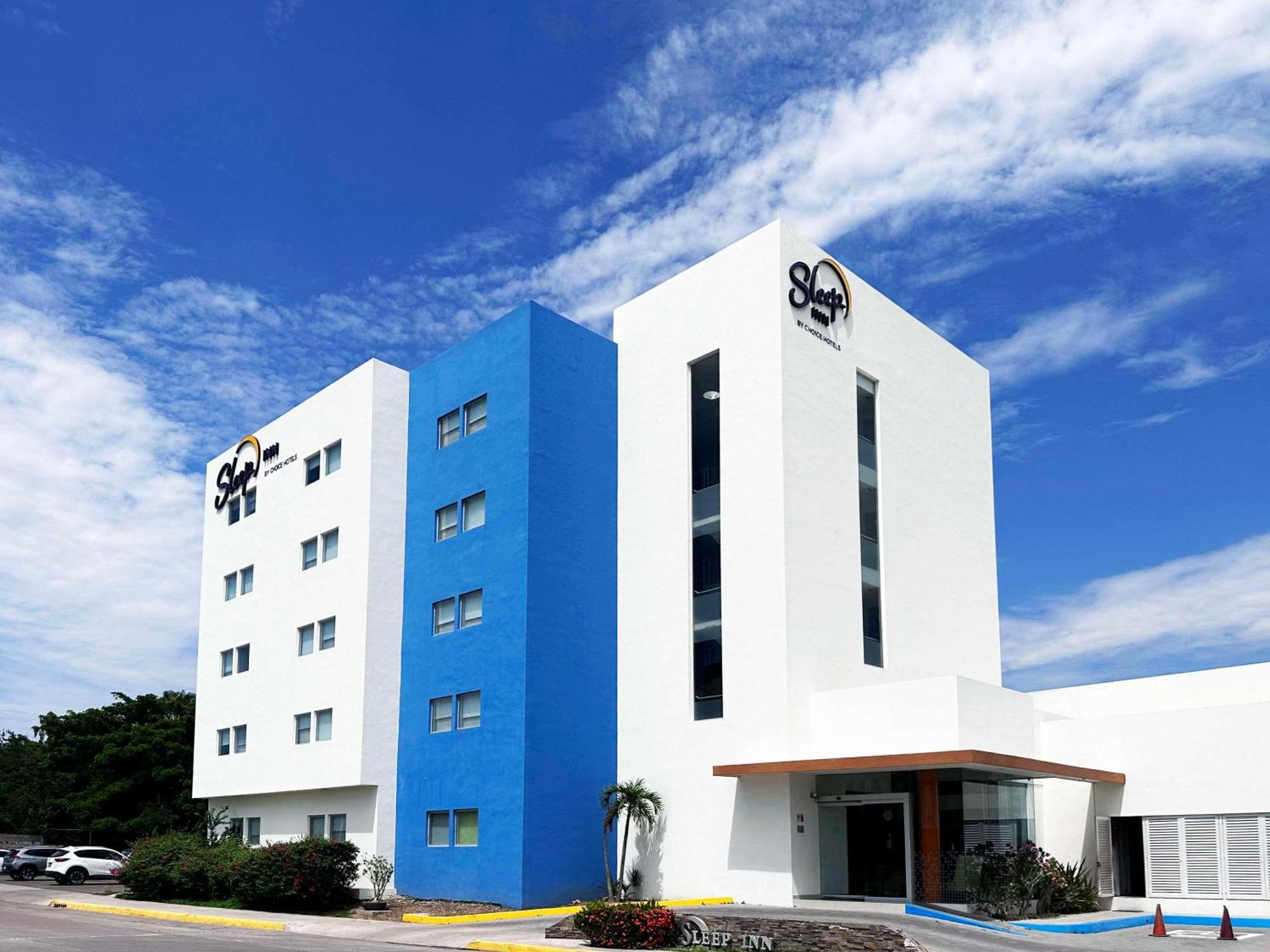 Sleep Inn Culiacán Buitenkant foto