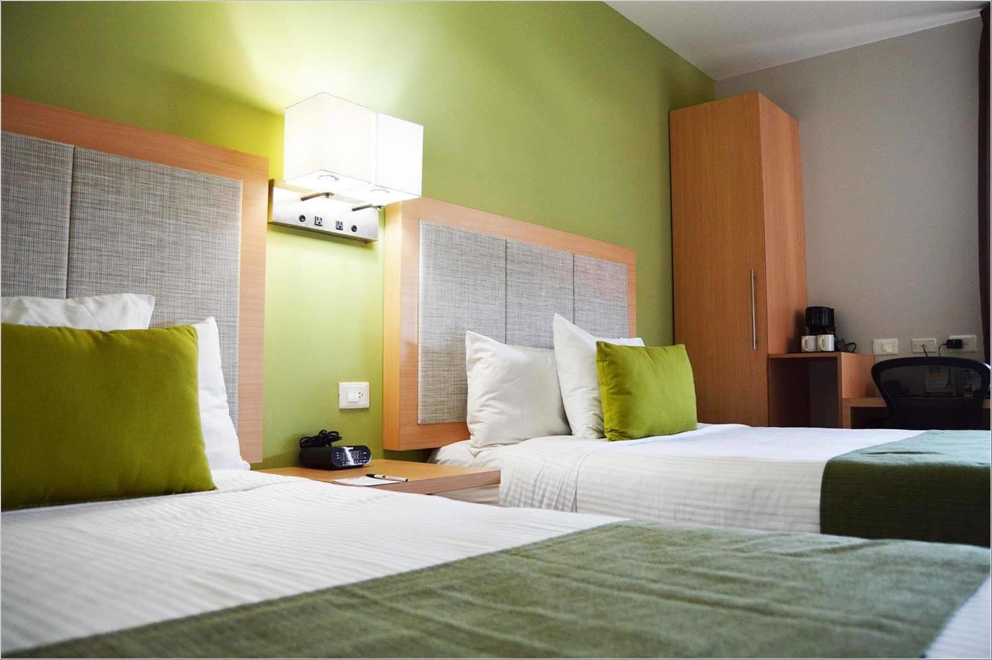 Sleep Inn Culiacán Buitenkant foto